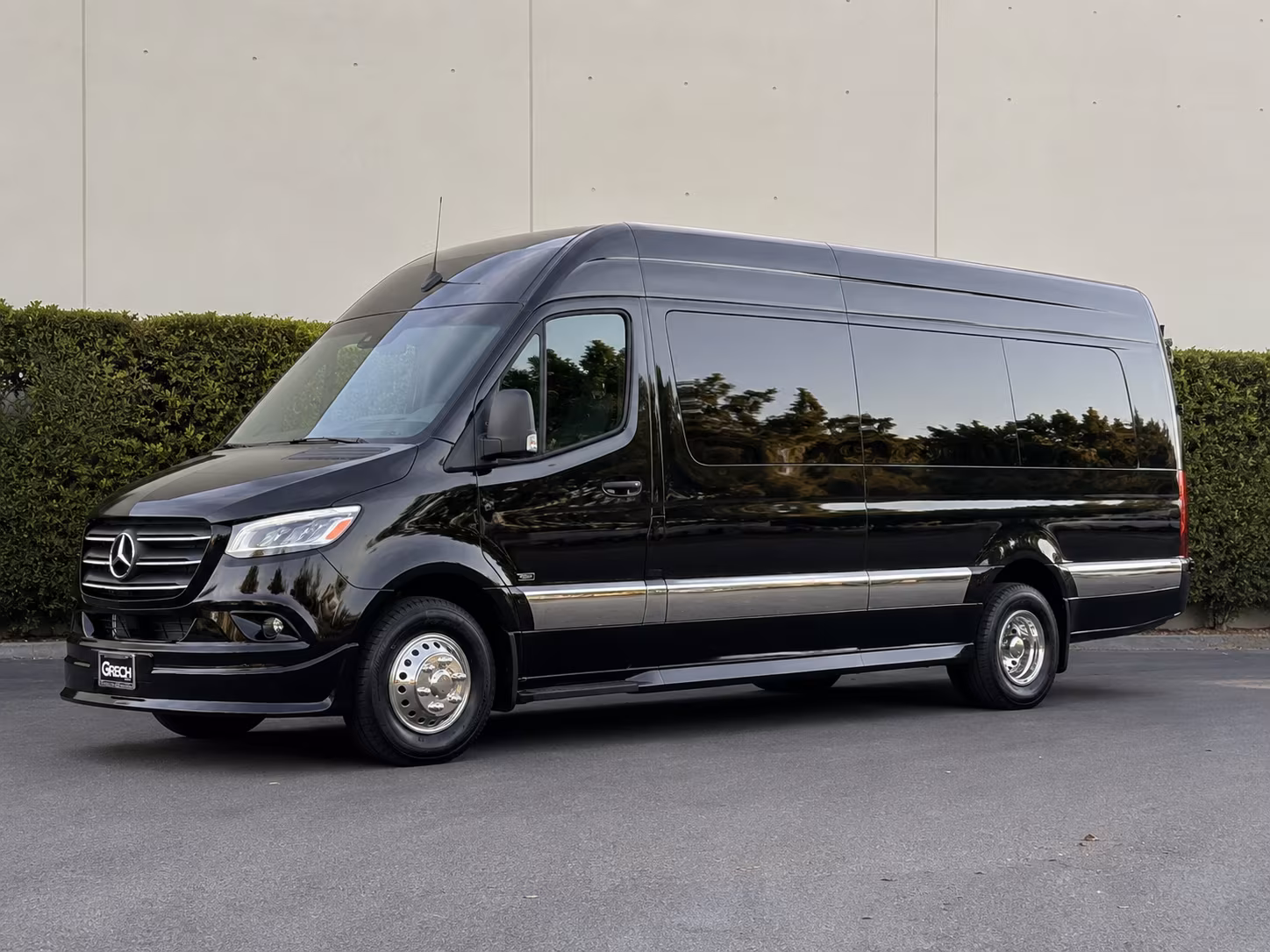 find transportation for your next wedding 1