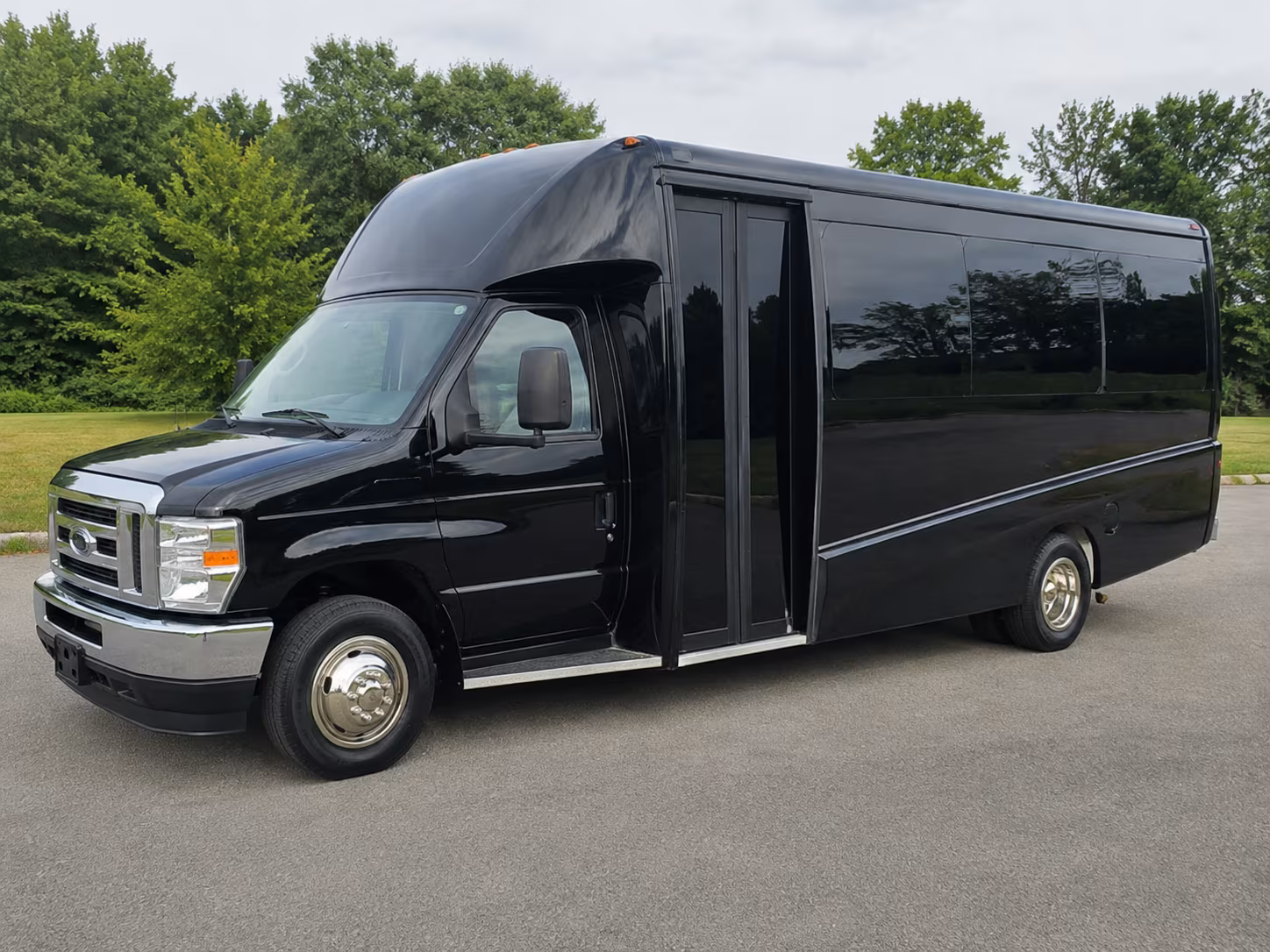 find transportation for your next wedding 4